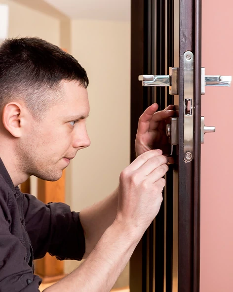 : Professional Locksmith For Commercial And Residential Locksmith Services in Delano, CA